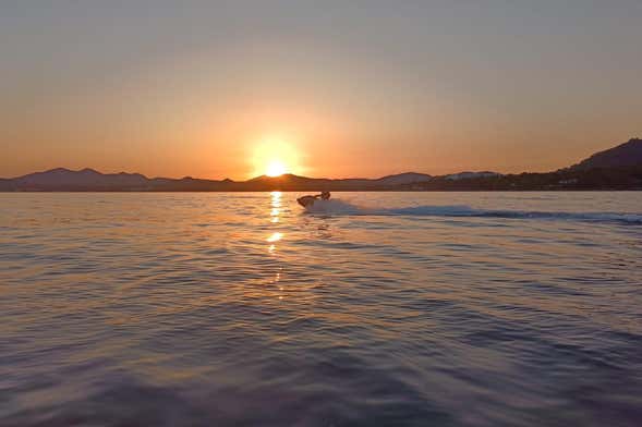 Tour en moto de agua al atardecer por Cala Millor