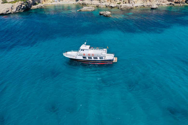 Surcando las aguas de la bahía de Palma