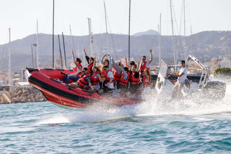 Paseo en lancha rápida en Palma de Mallorca 